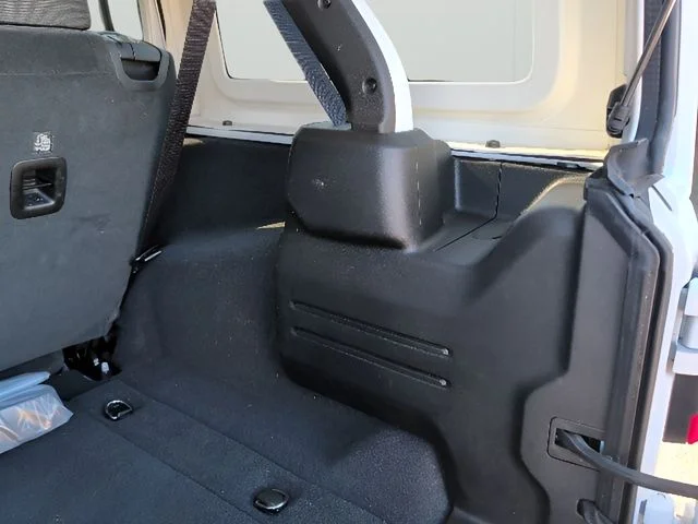 Used 2025 White Jeep Rubicon image 34