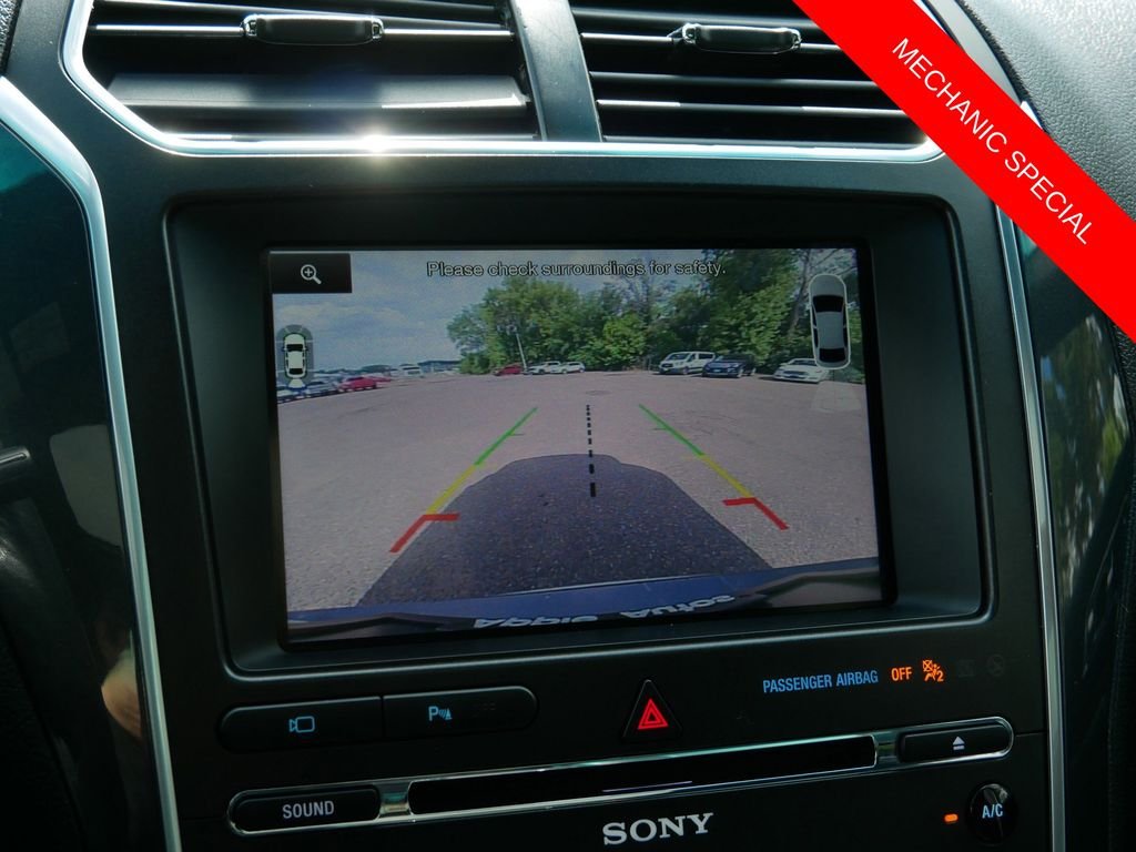 Used 2016 Gray Ford Limited image 27