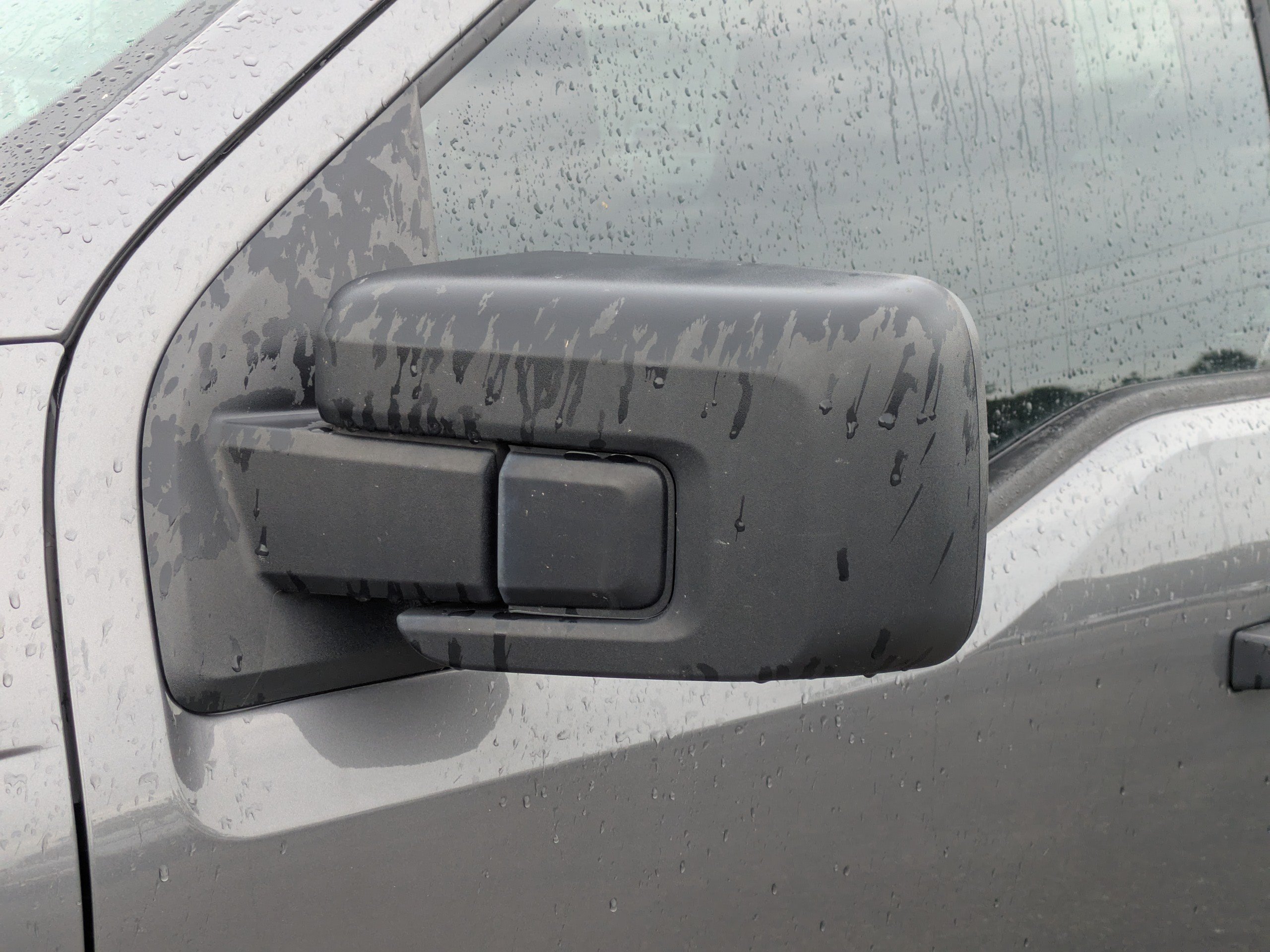 Used 2023  Ford XL image 12