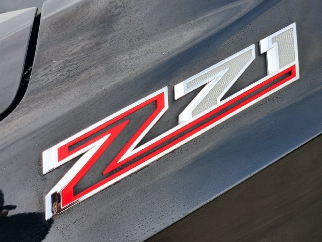 2022 Chevrolet Suburban Z71 - Photo 11