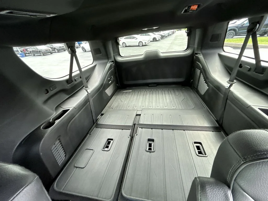 Certified Used 2022 White GMC Denali image 30