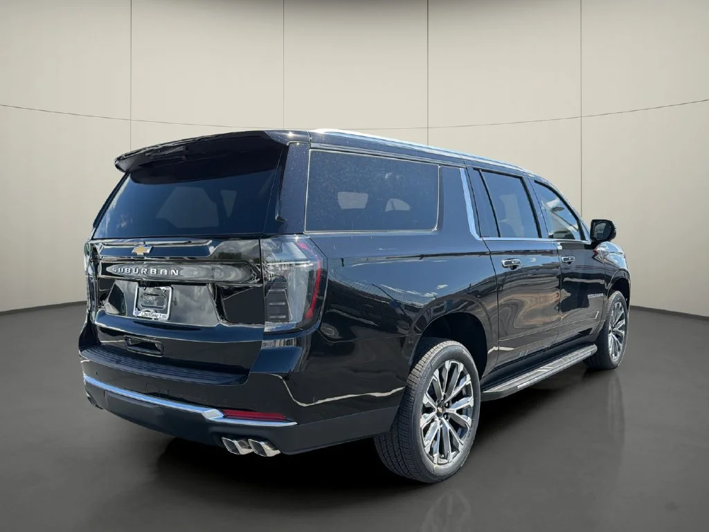 New 2026 Black Chevrolet High Country image 7