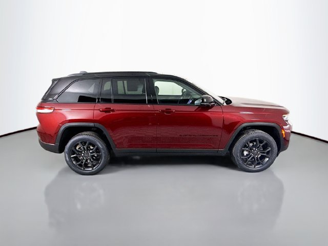 New 2025 Velvet Red Pearl-Coat Exterior Paint Jeep Limited image 8