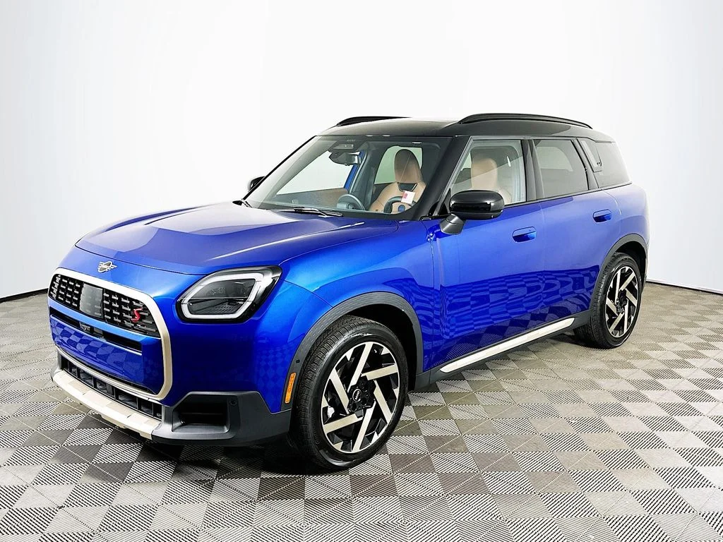 2025 MINI Countryman S ALL4's photo