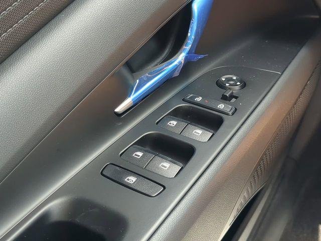 New 2025 Black Hyundai Blue image 21