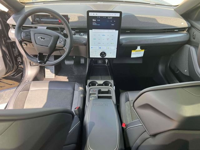 2025 Ford Mustang Mach-E GT - Photo 34