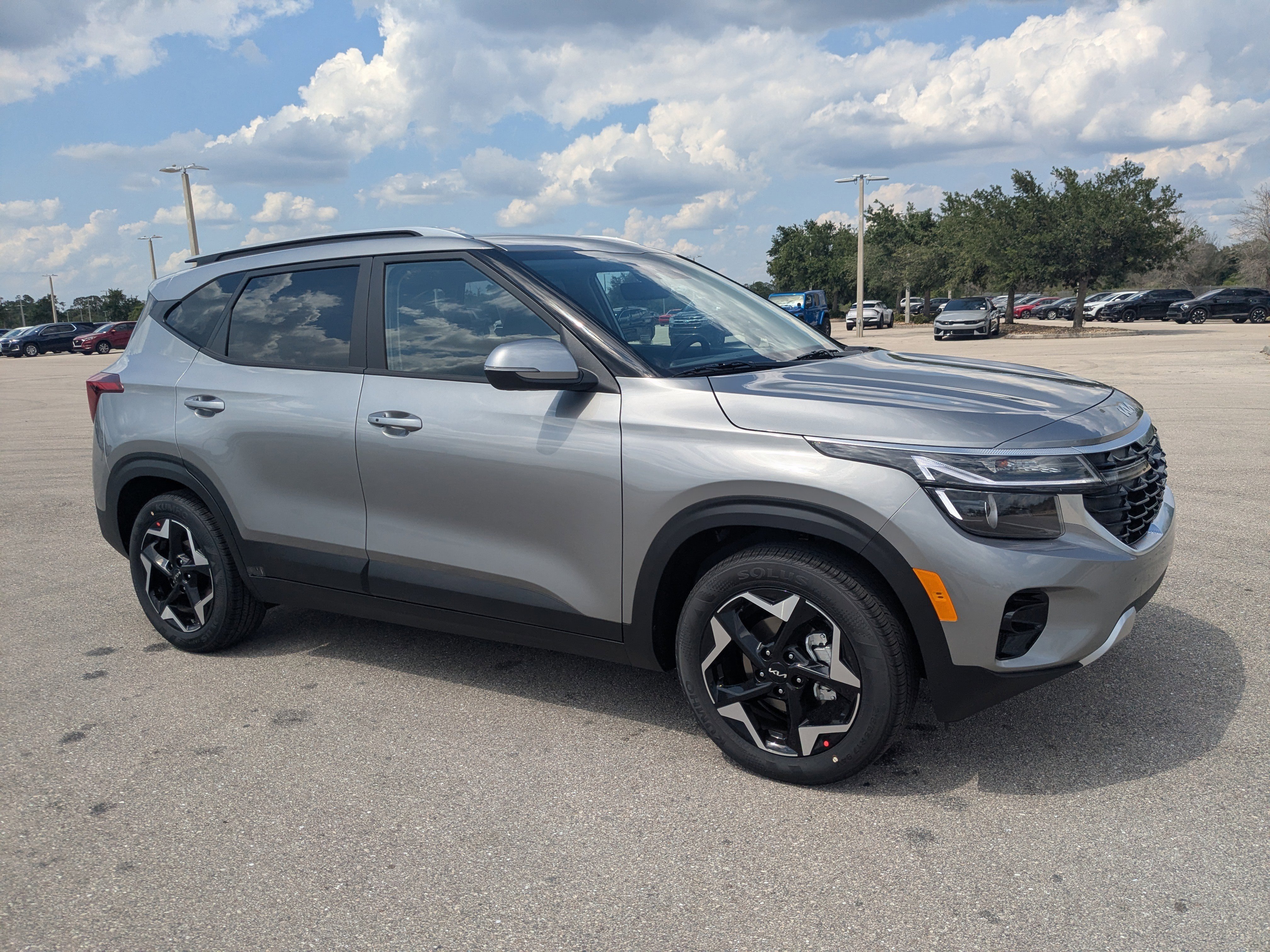 New 2026 Steel Gray Kia S image 2