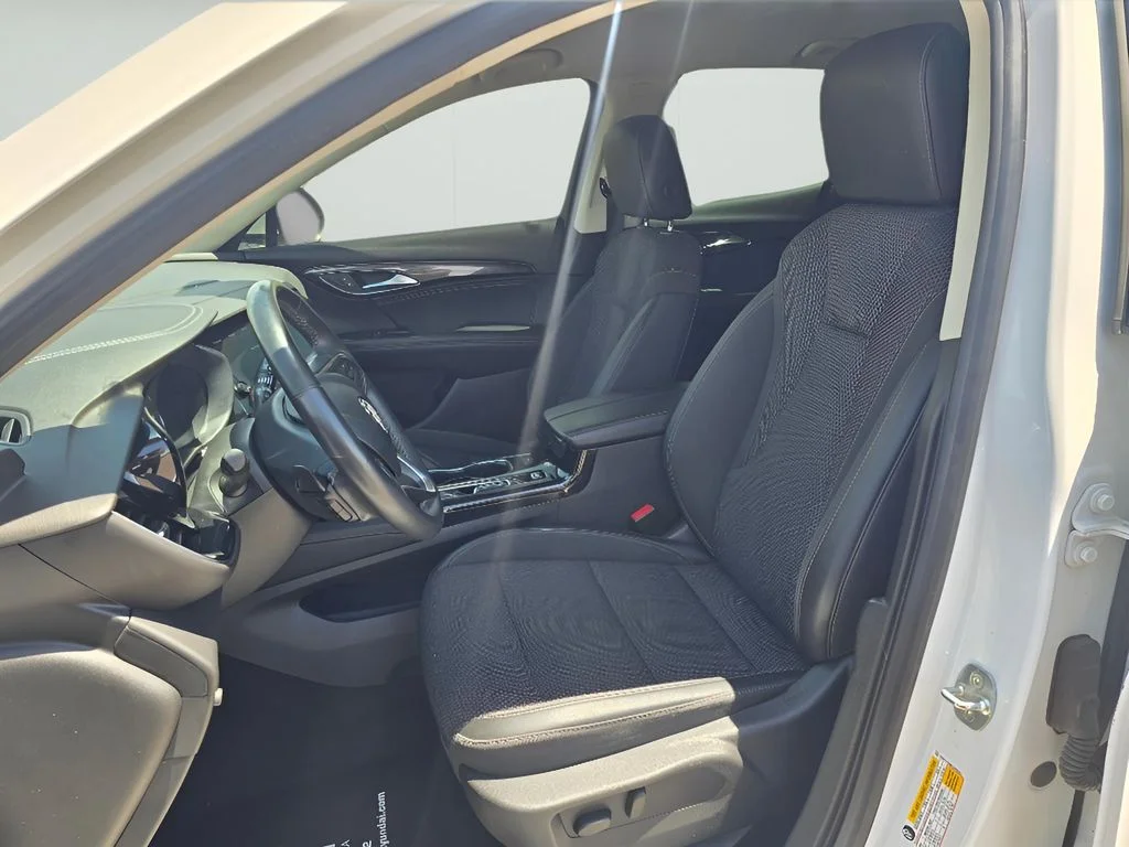 Used 2023 Summit White Buick Preferred image 27