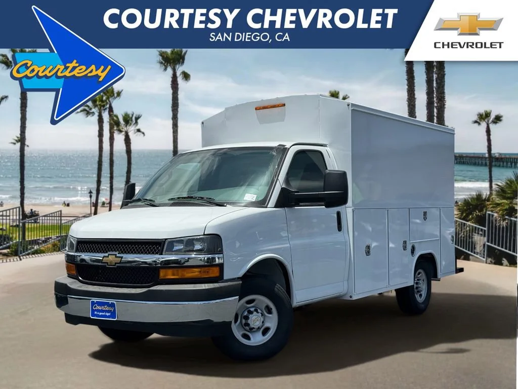 2026 Chevrolet Express Cutaway
