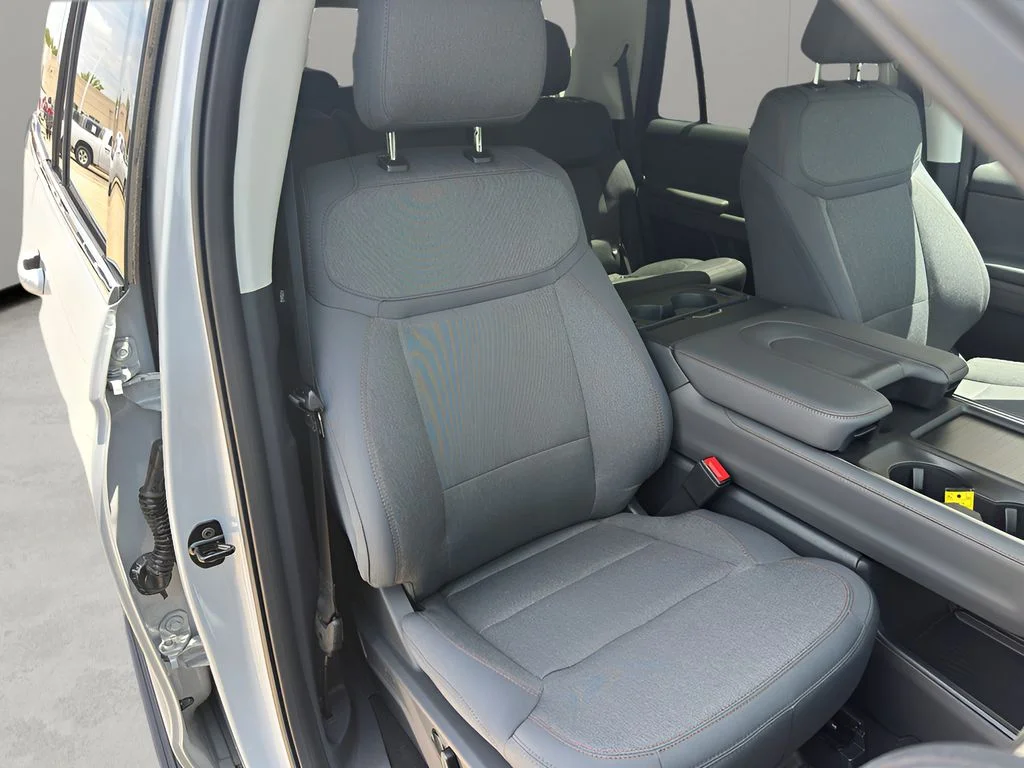 New 2025 Space Silver Metallic Ford Active image 26