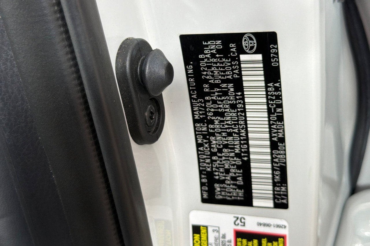Used 2024 GREY Toyota SE image 26