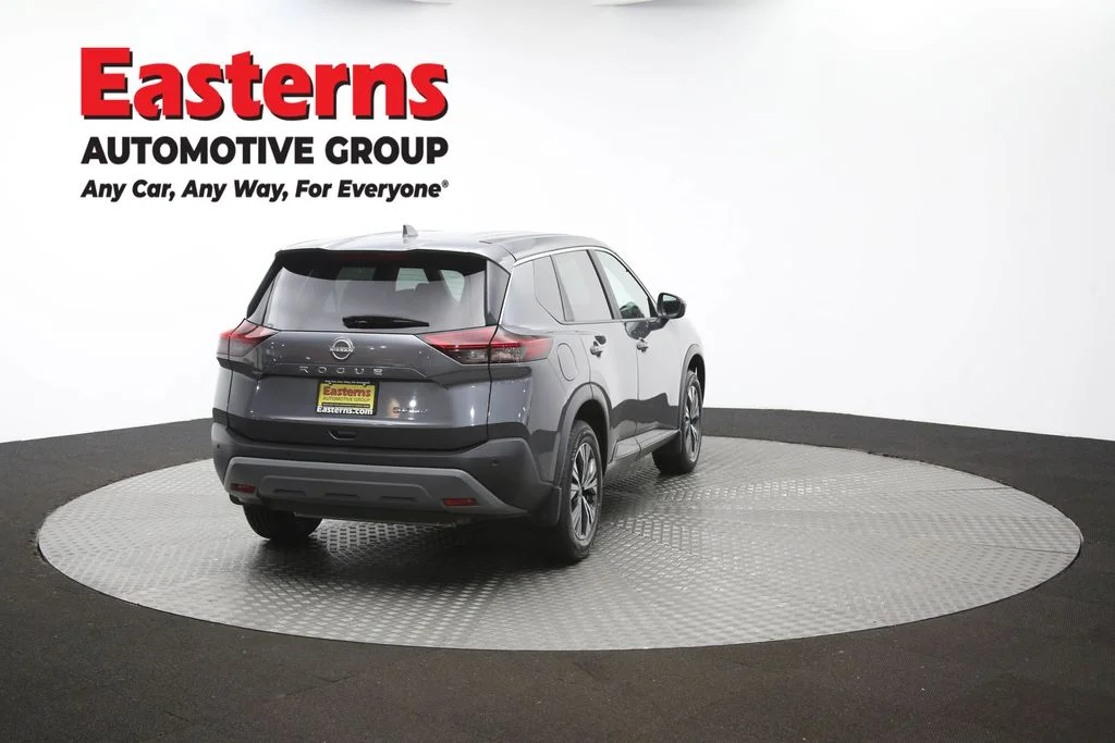 Used 2023 Gray Nissan SV image 34