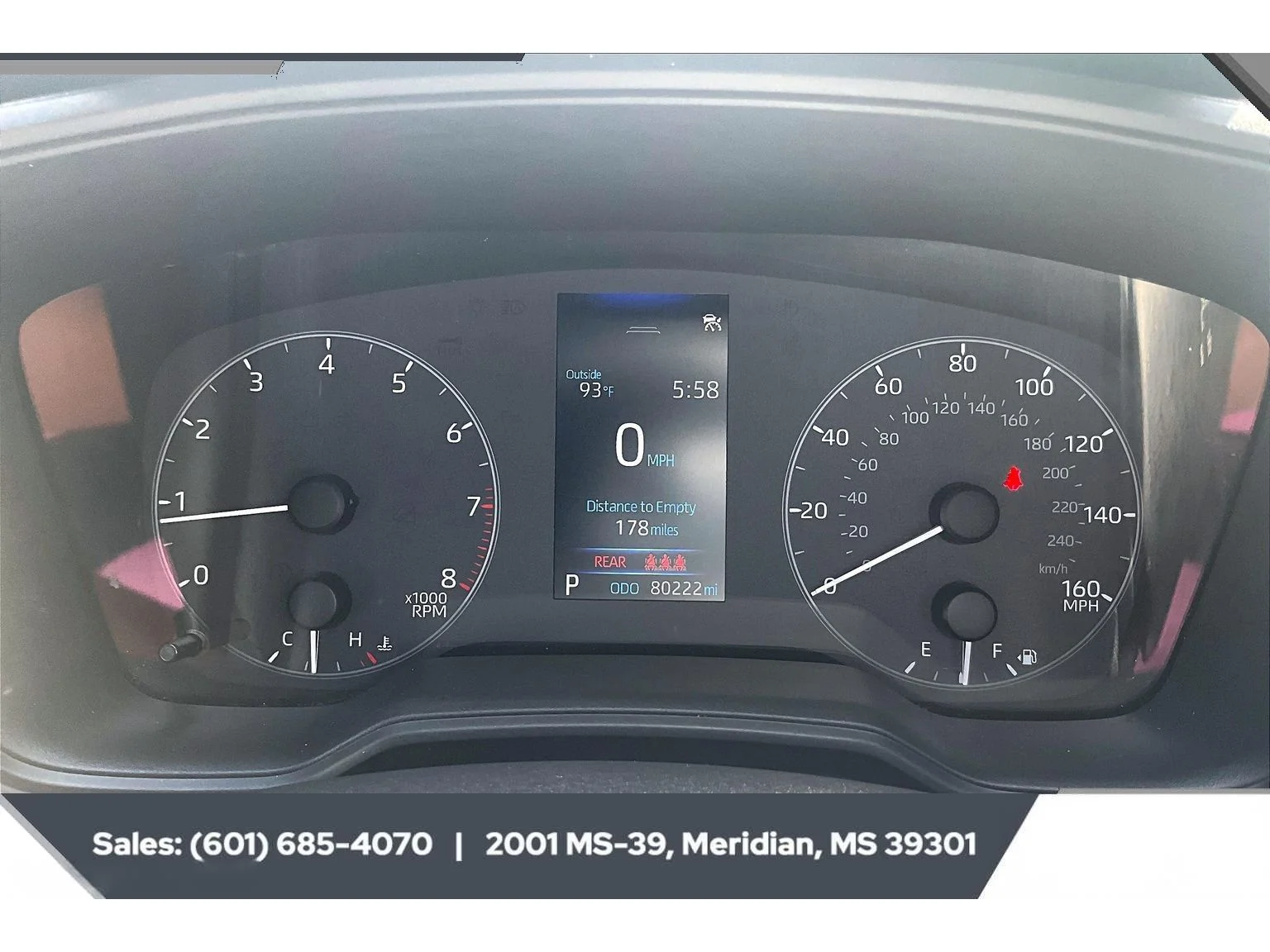 Used 2025 Classic Silver Metallic Toyota SE image 14