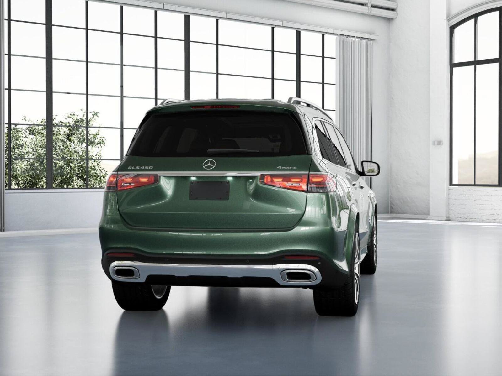 New 2026 MANUFAKTUR Ireland Mid Green Metallic Mercedes-Benz GLS 450 image 24