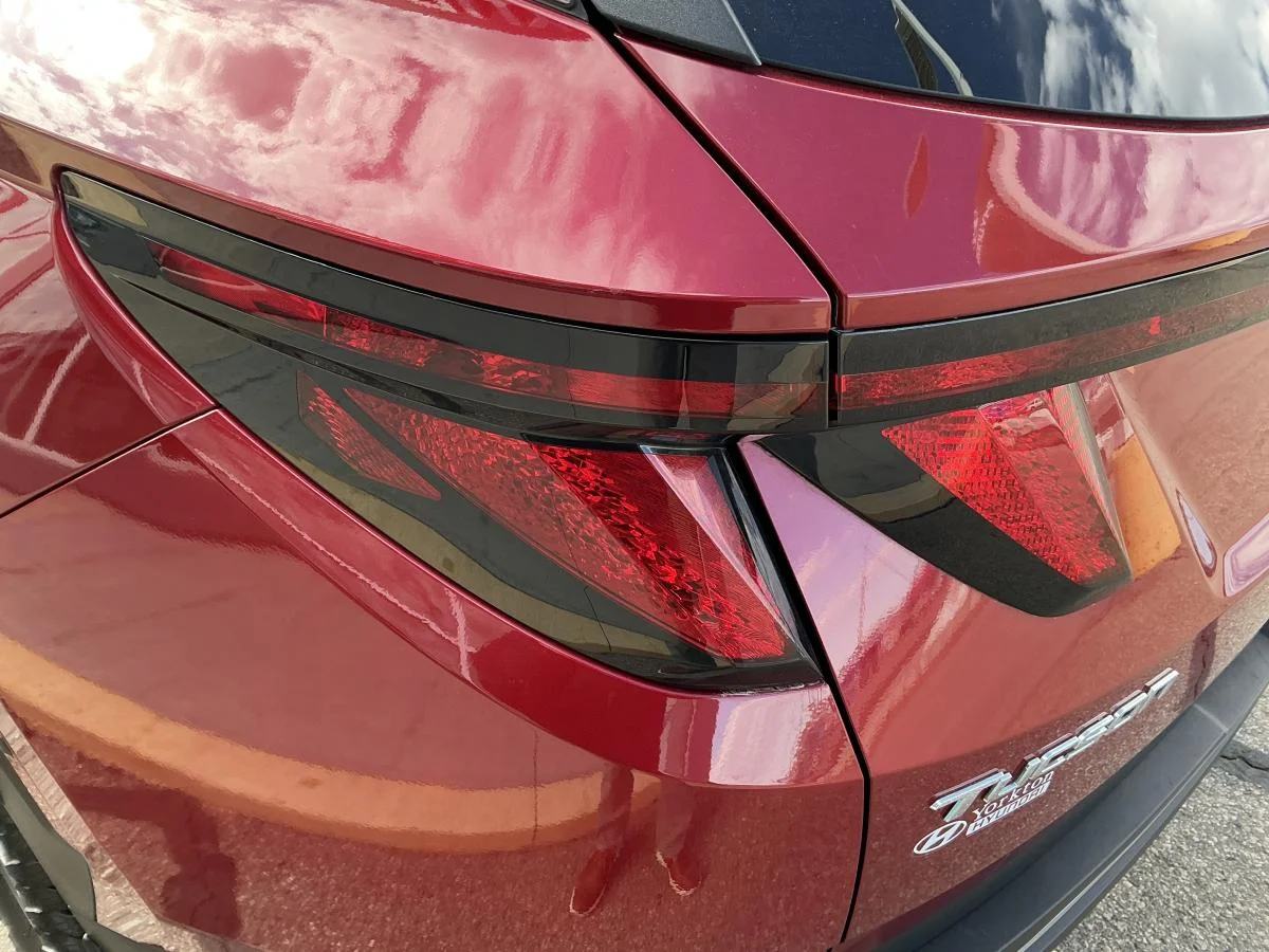 Used 2022 Red Hyundai Preferred image 43