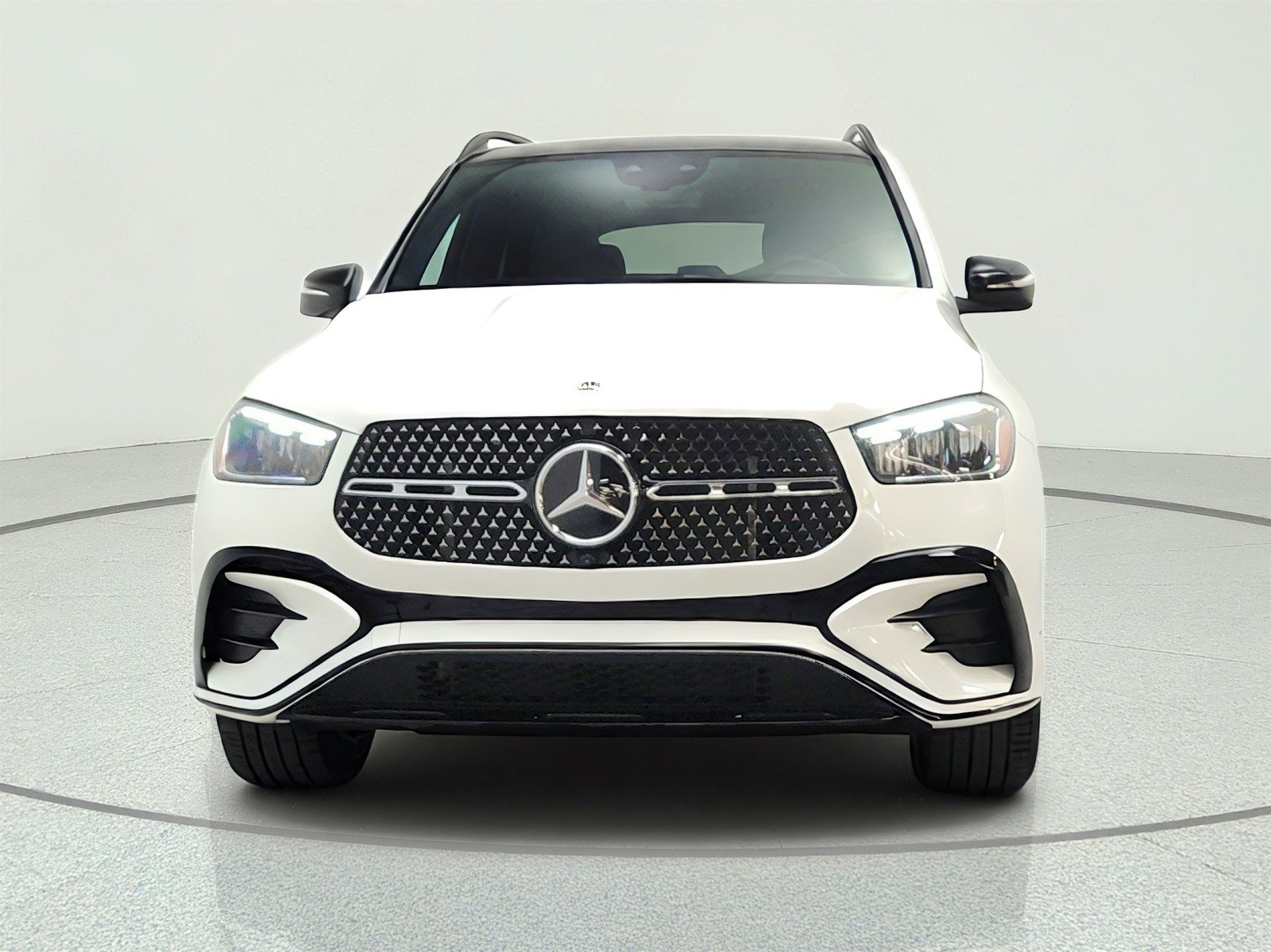 Certified Used 2026 Polar White Mercedes-Benz GLE 450 4MATIC® SUV image 2