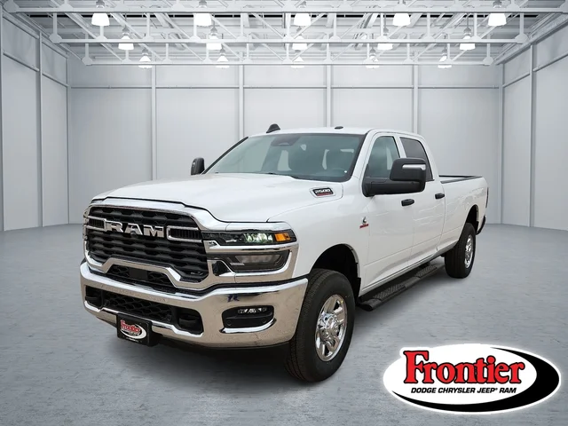 2026 Ram 2500 TRADESMAN CREW CAB 4X4 8' BOX