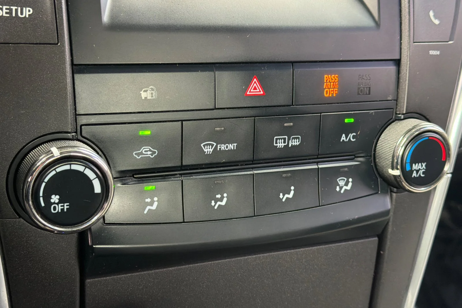 Used 2016 Gray Toyota SE image 24