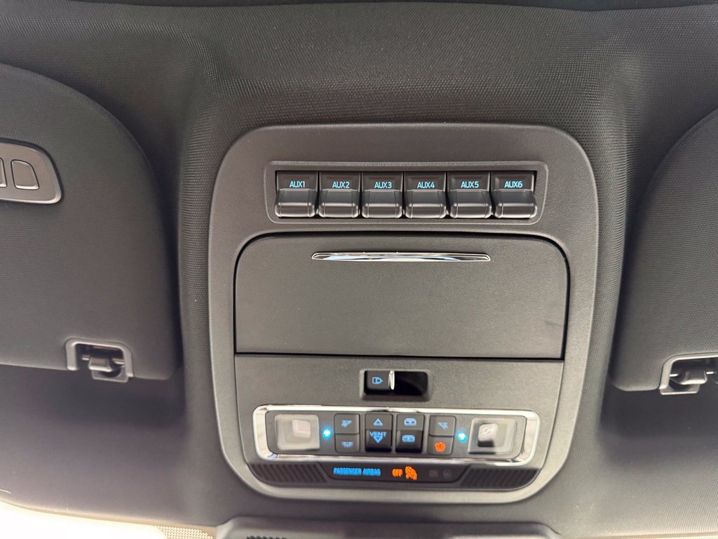 New 2026 Agate Black Metallic Ford Tremor® image 59