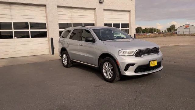 Used 2024 Silver Dodge SXT image 2