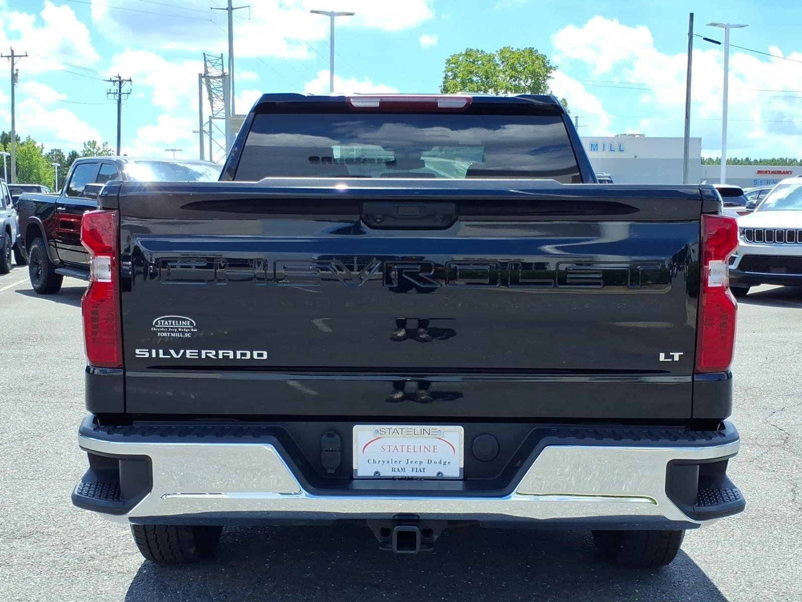Used 2025 Black Chevrolet LT image 18