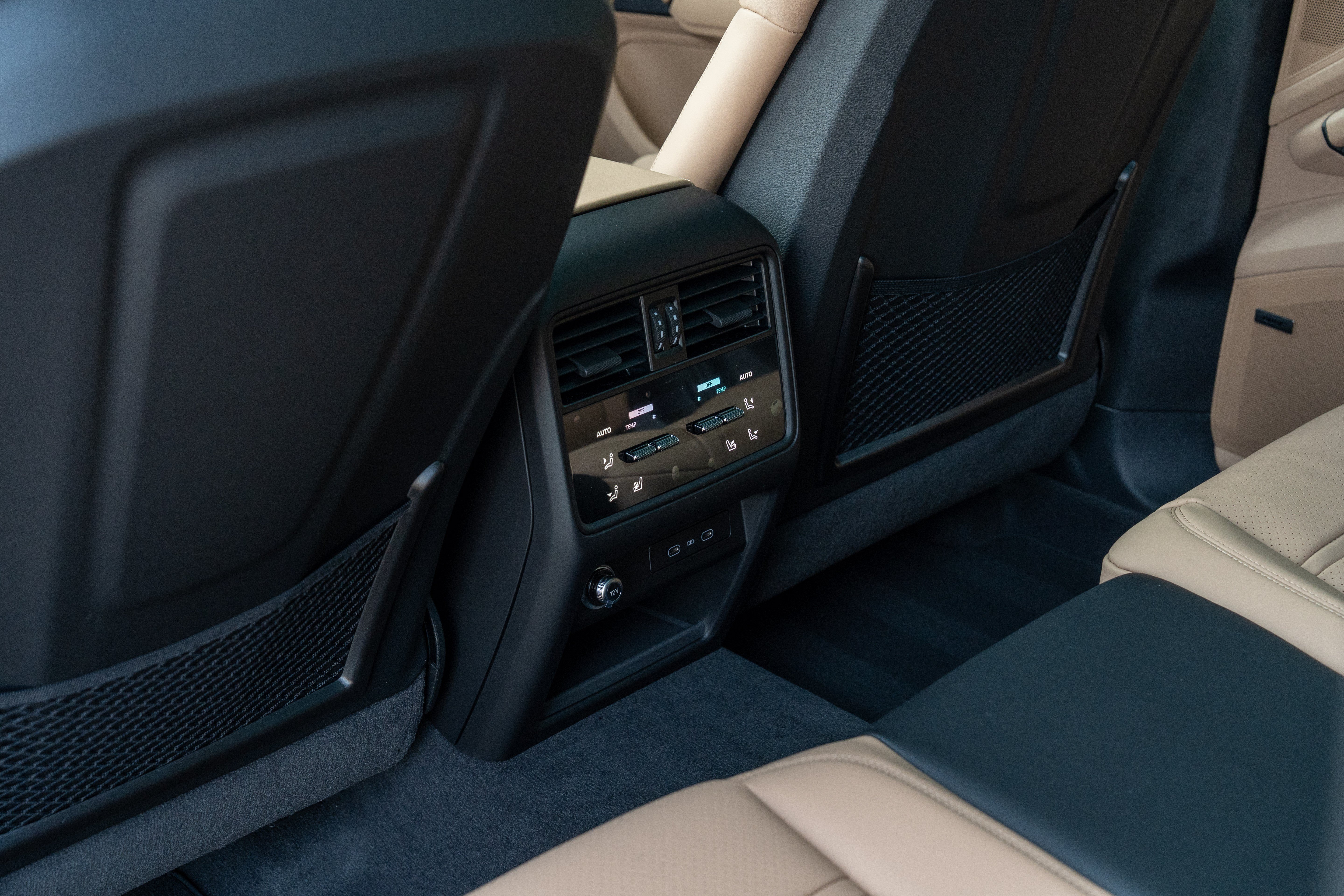 New 2026 Vanadium Grey Metallic Porsche Base image 34