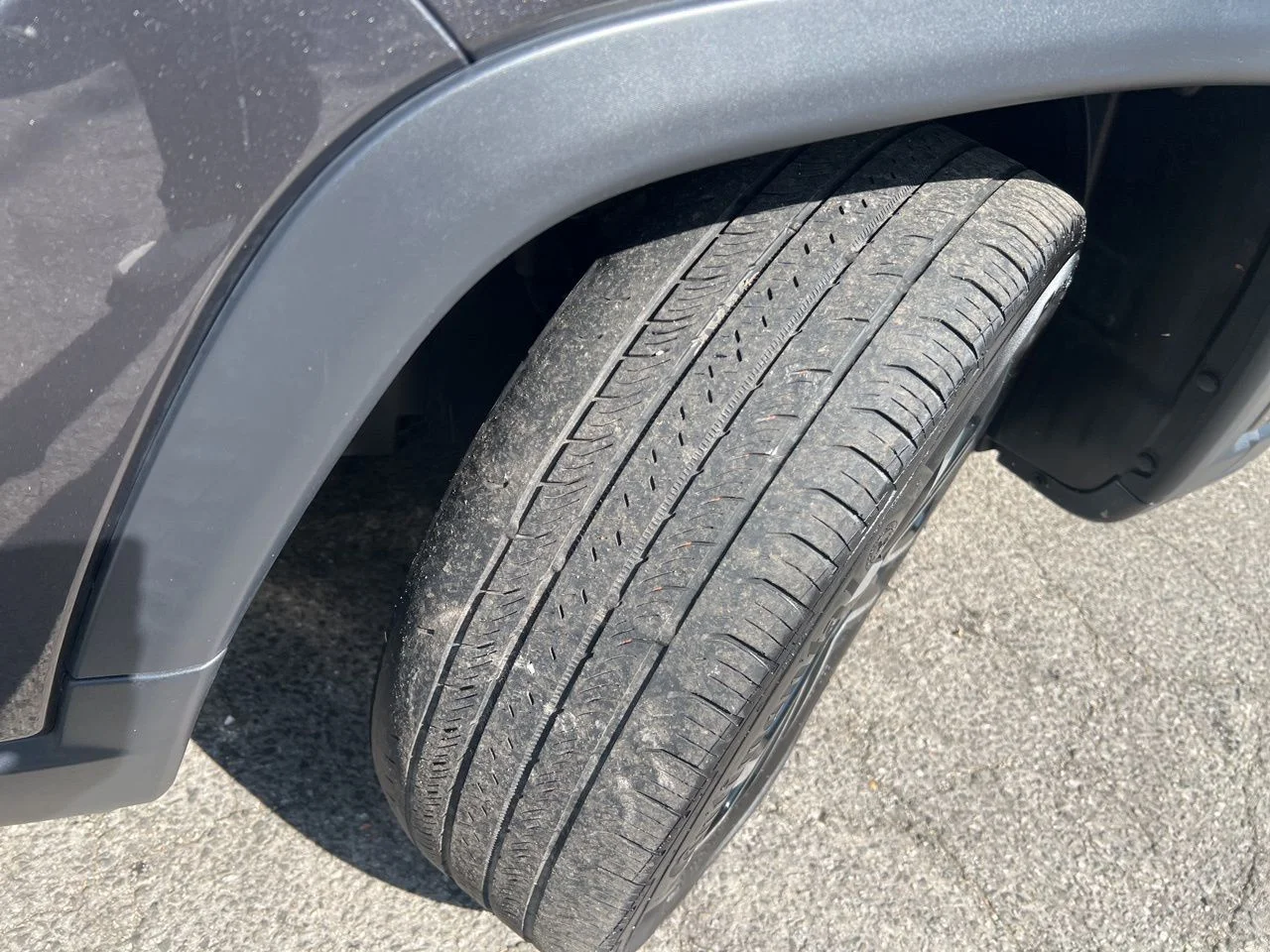 Used 2023 Gray Jeep Limited image 11