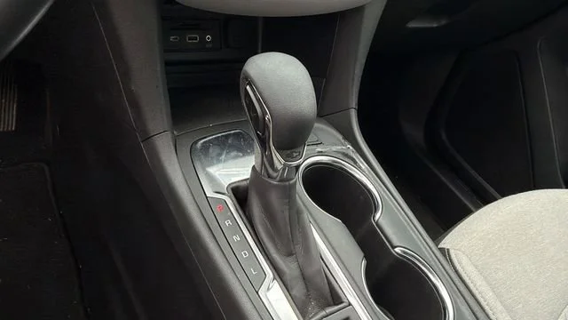 Used 2023 Summit White Chevrolet LT image 27