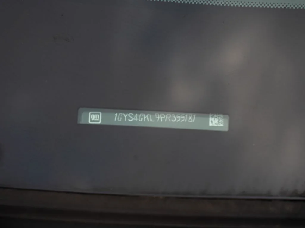 Used 2023 Black Cadillac Sport Platinum image 31
