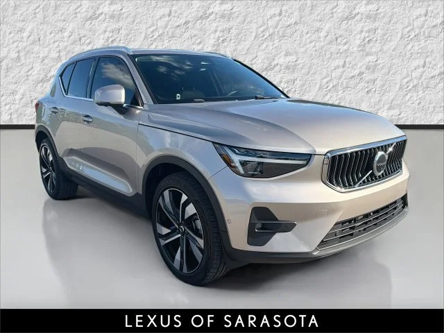 2024 Volvo XC40