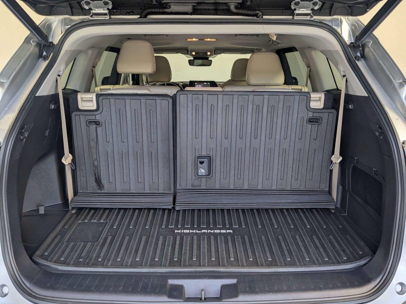 Used 2021 Celestial Silver Metallic TOYOTA XLE image 9