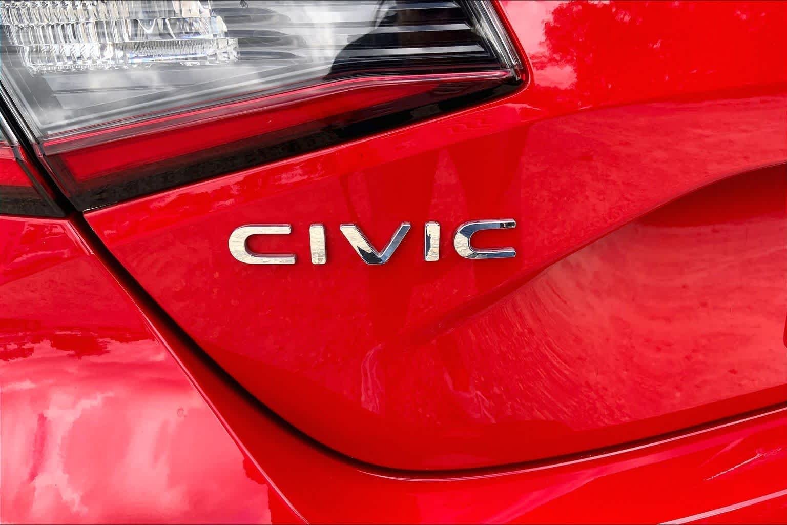 Used 2023 Rallye Red Honda EX-L image 10