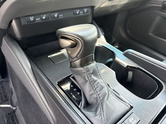 Certified Used 2025 CAVIAR Lexus 300h image 20