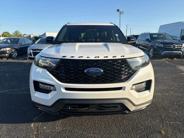 Used 2020 White Ford ST image 3