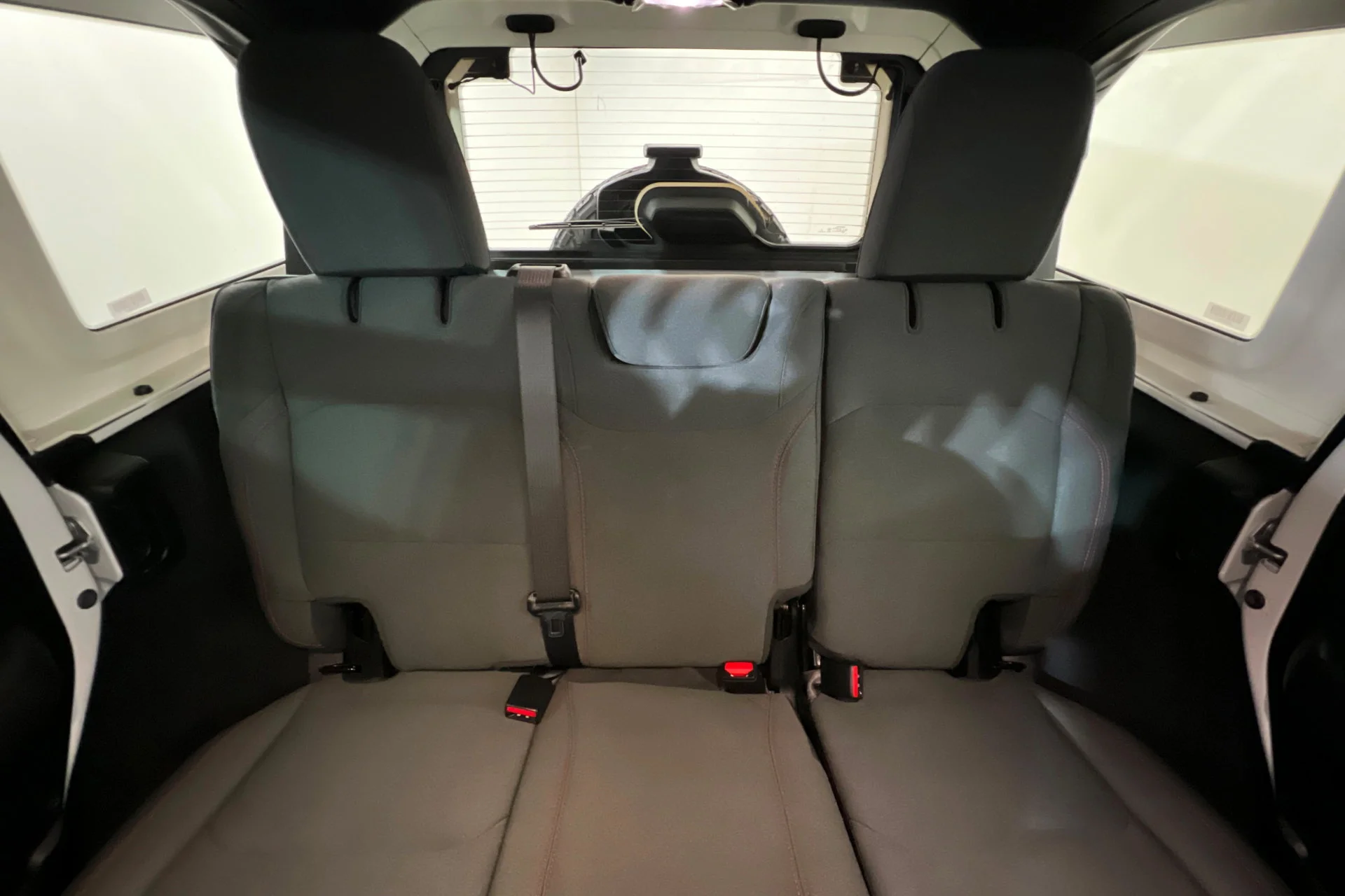 Used 2026 Bright White Clearcoat Jeep Rubicon image 25