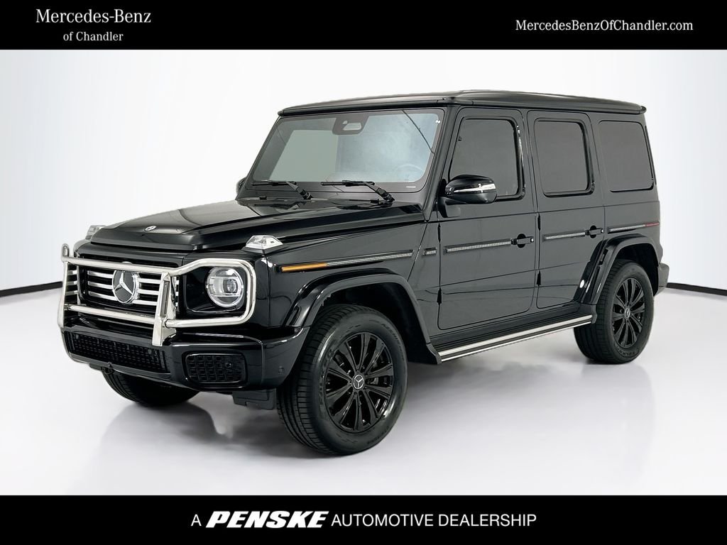 Used 2025  Mercedes-Benz G 550 image 1