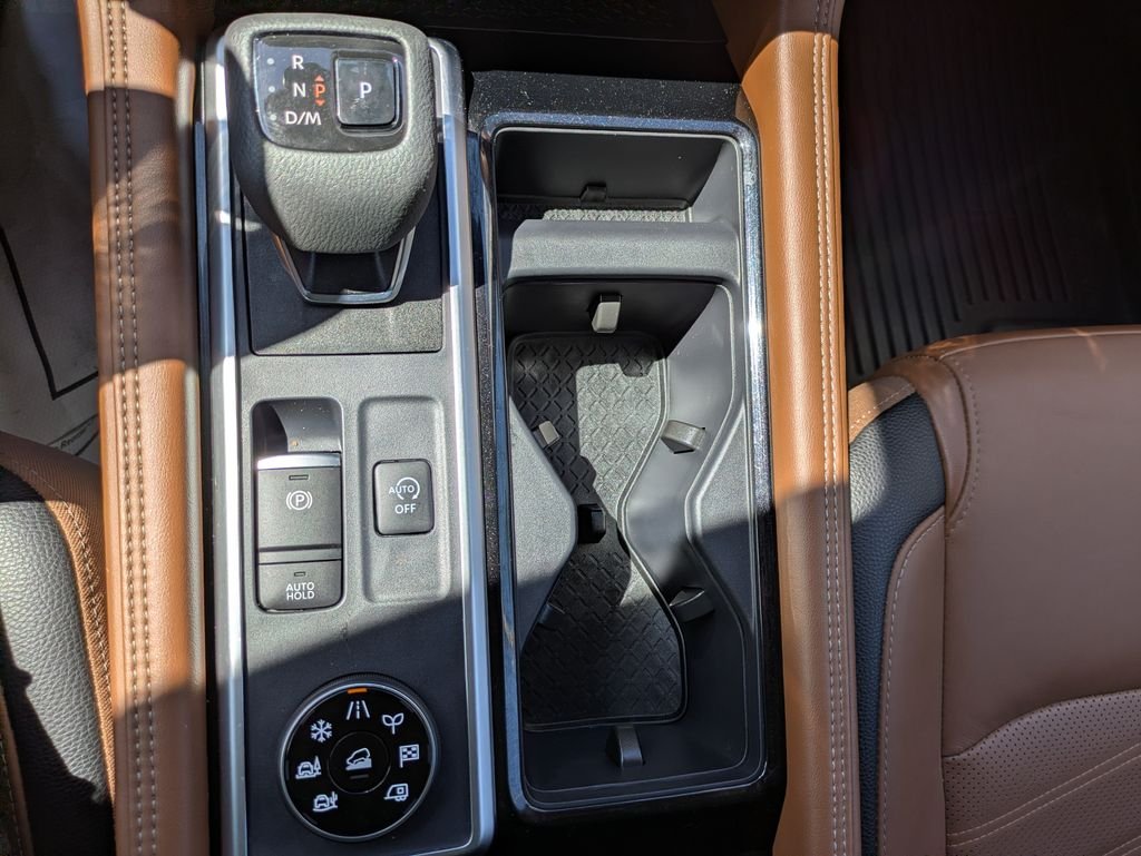 Used 2024 Black Nissan Platinum image 35