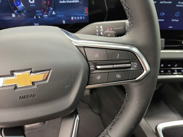 New 2027 White Chevrolet LT image 41