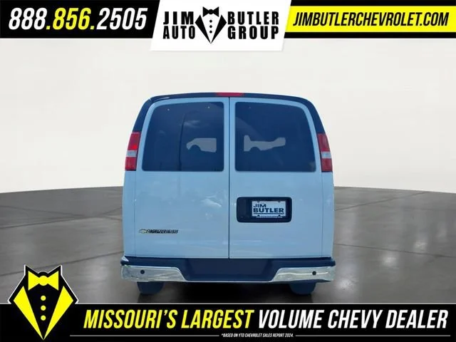 Used 2023 Summit White Chevrolet 1LT image 23