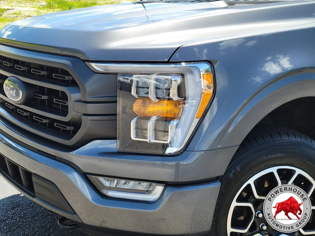 Used 2023 Gray Ford XLT image 10