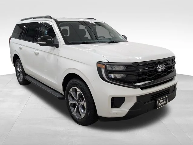 New 2027 Star White Metallic Tri-Coat Ford Active image 49