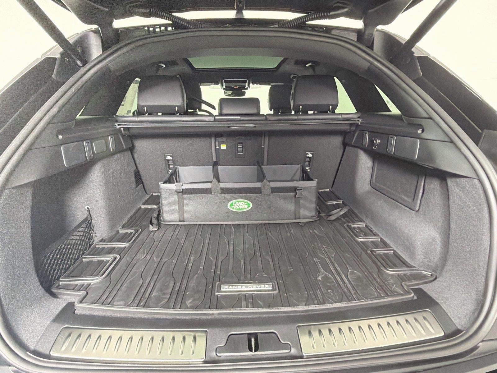 New 2026 Santorini Black Land Rover S image 26