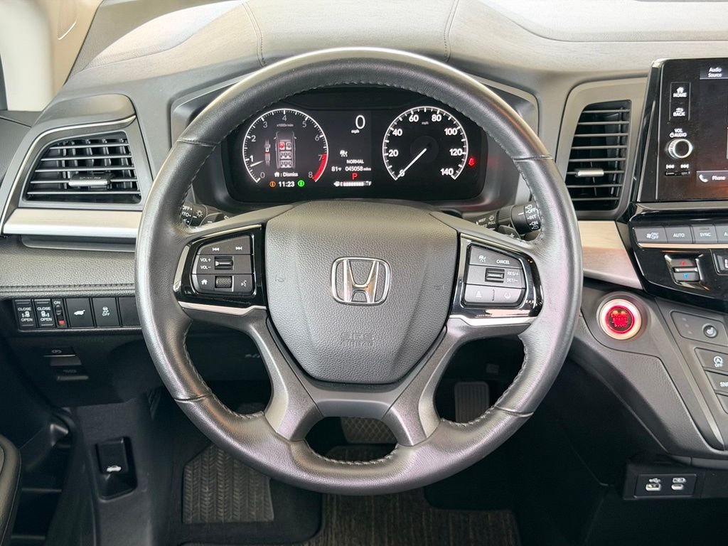 Used 2025 Blue Honda EX-L image 16