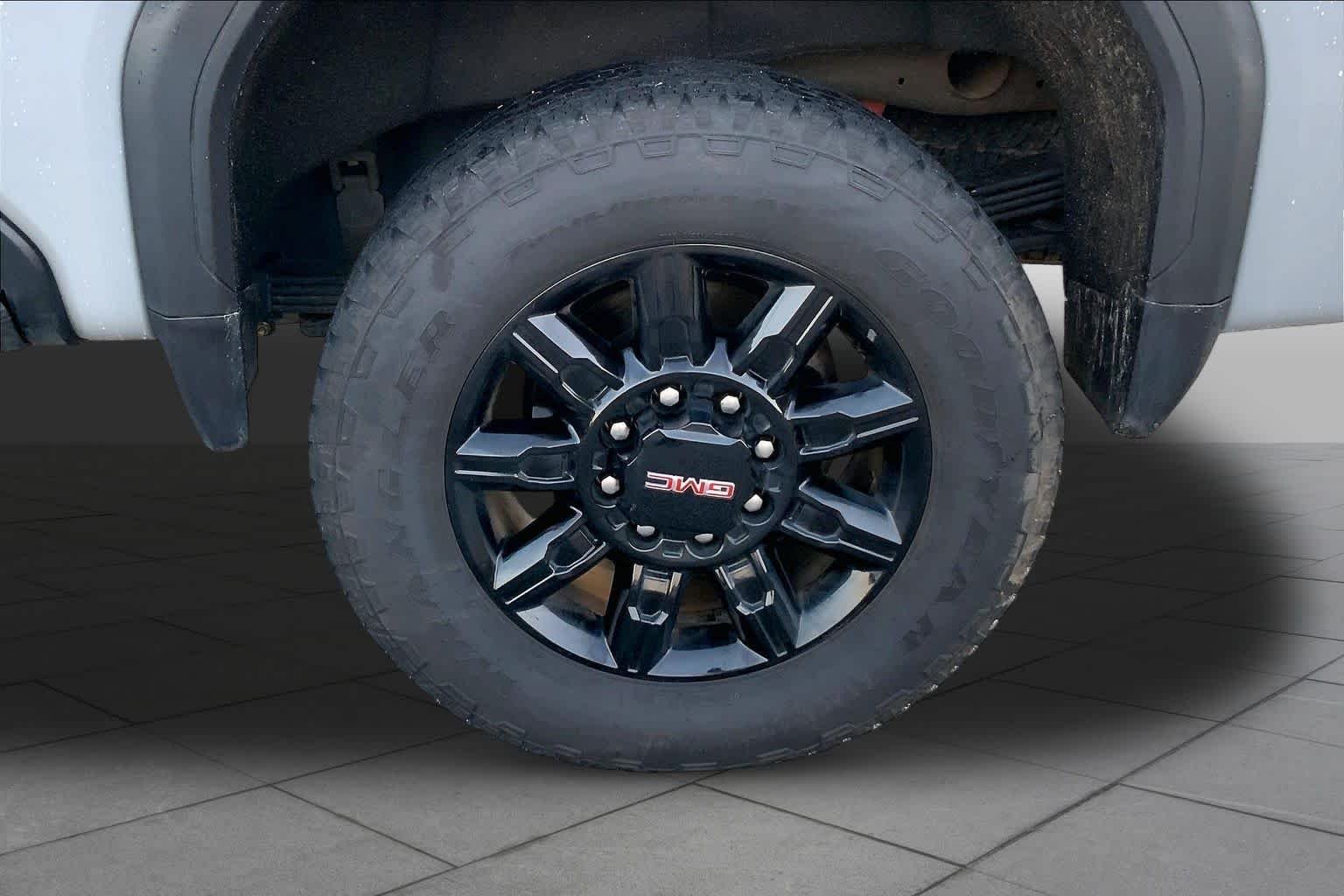 Used 2024 Thunderstorm Gray GMC AT4 image 10