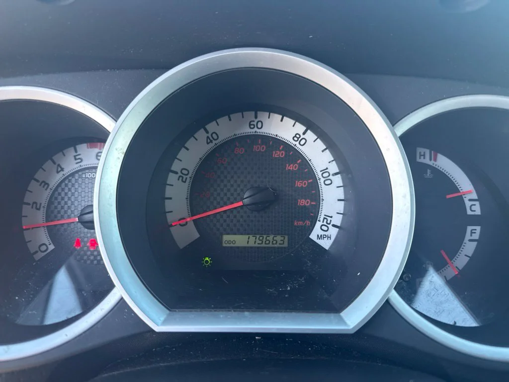 Used 2012  Toyota PreRunner image 10
