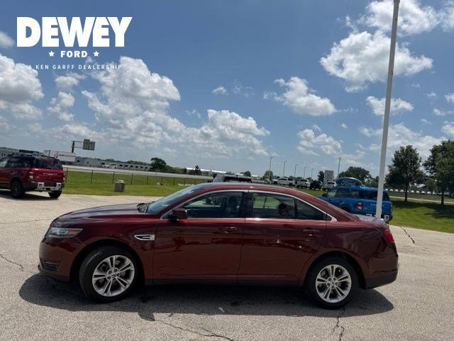 Used 2016 Maroon Ford SEL image 4