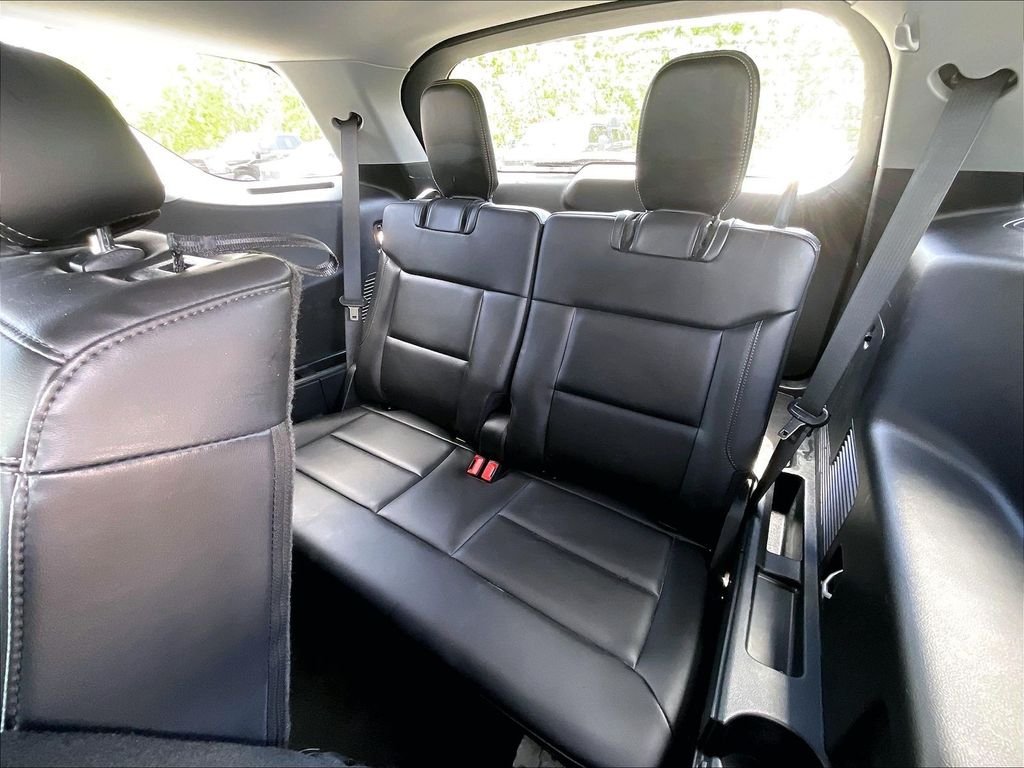 Used 2024 Stone Blue Metallic Ford XLT image 16