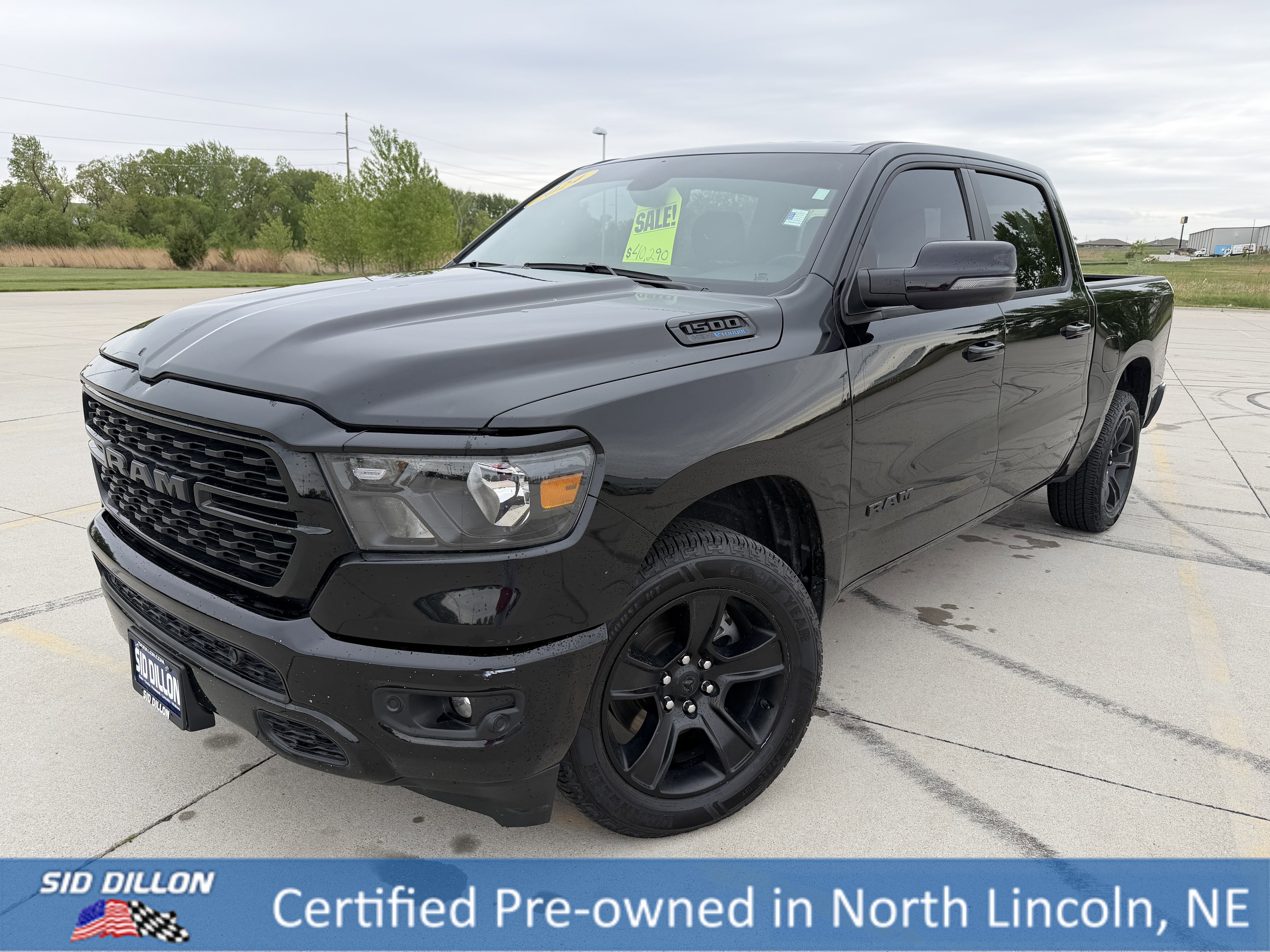 2024 RAM 1500 Big Horn/Lone Star 4x4 Crew Cab 5'7's photo