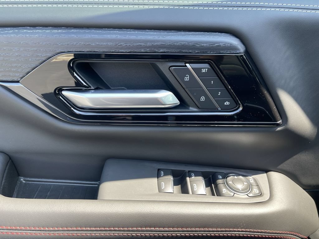 2026 GMC Yukon XL AT4 Ultimate - Photo 24