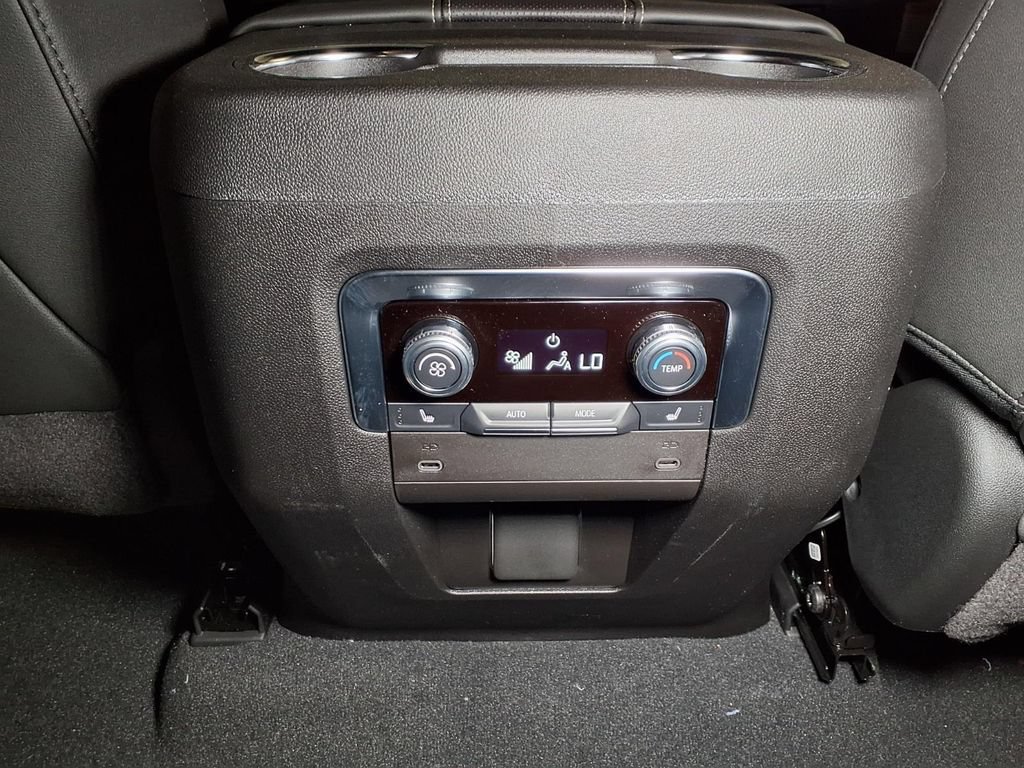 2026 GMC Yukon XL Elevation - Photo 13